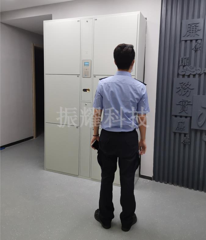 智能指紋儲物柜，智能刷卡指紋更衣柜