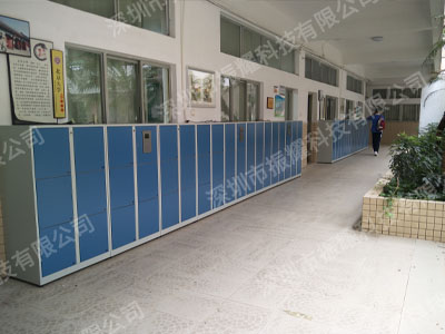徐州第三十五高級中學學生書包柜2